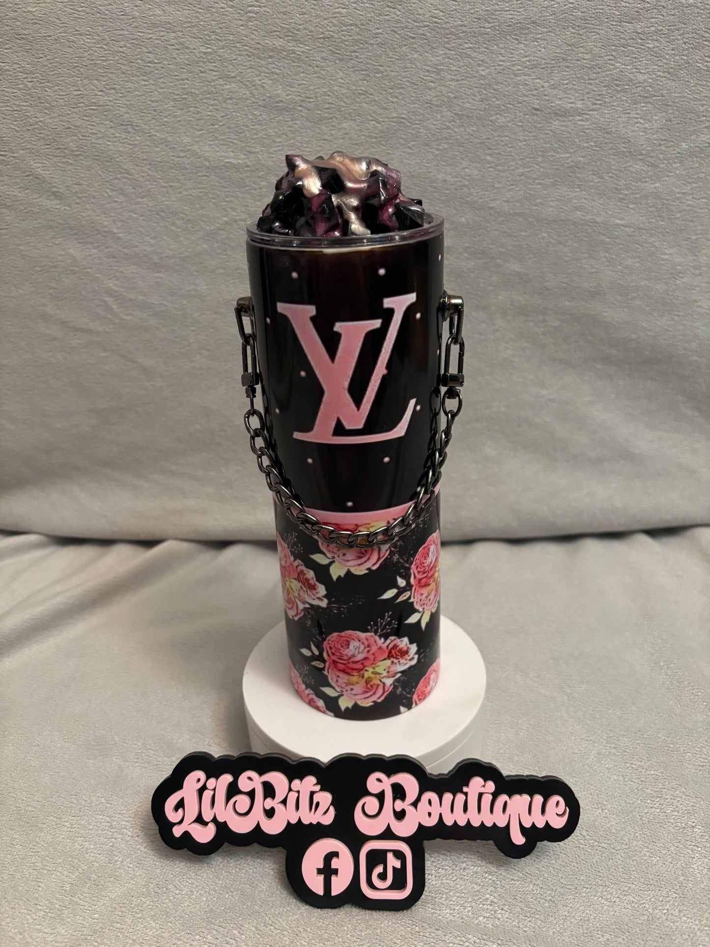 VL Tumbler w chain 20 oz