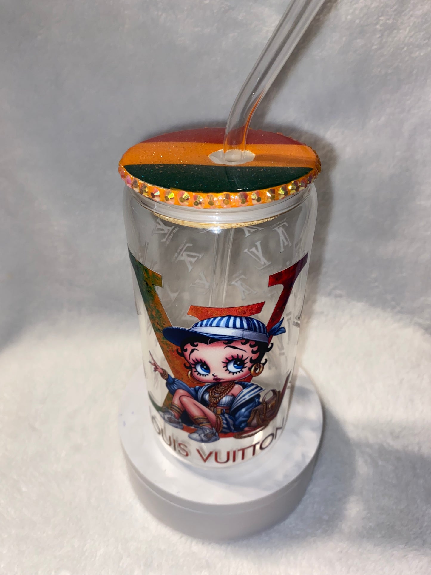 Betty LV