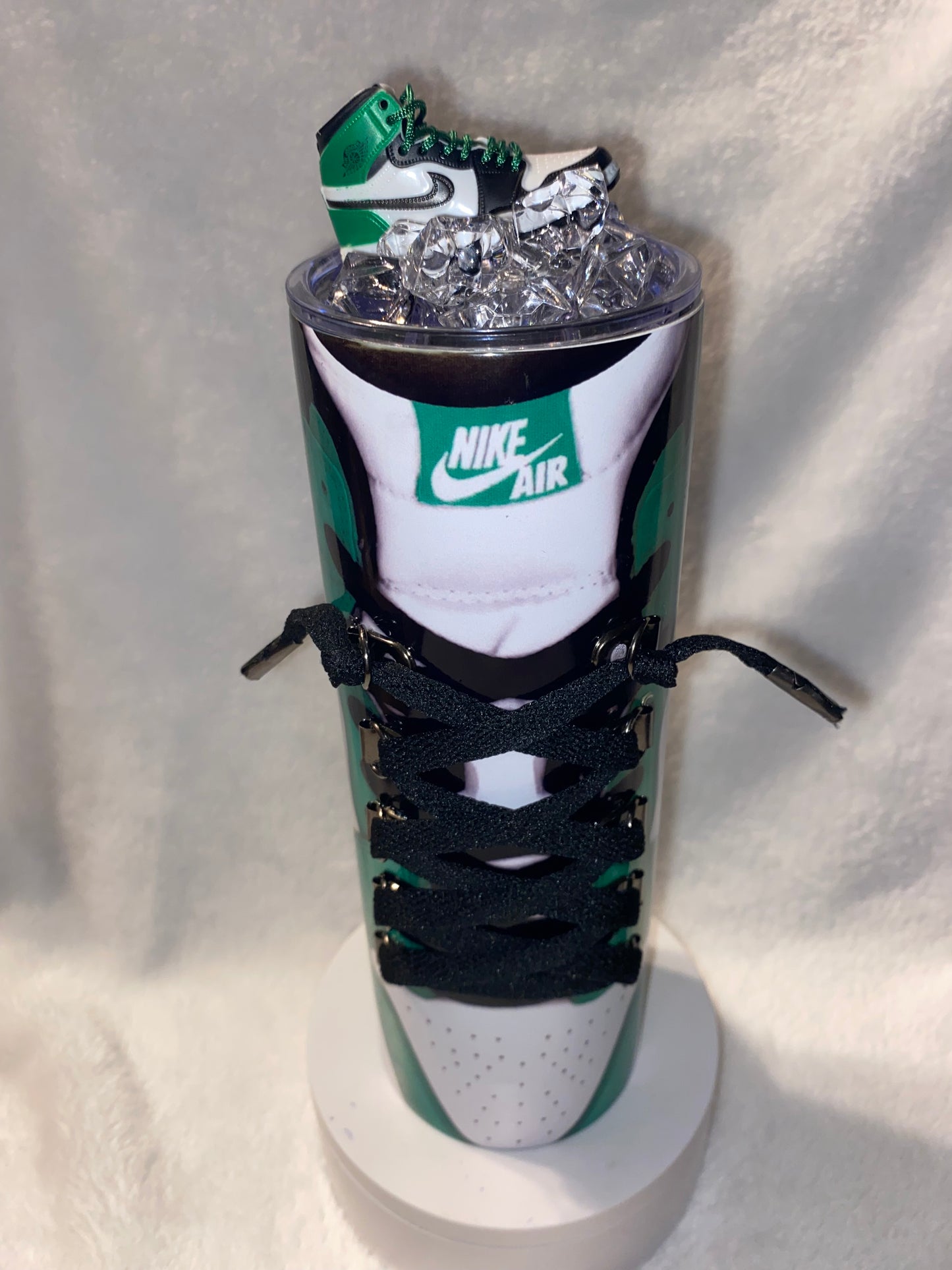 Shoe tumbler